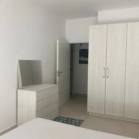Holiday Apartments Appartamento Orikum