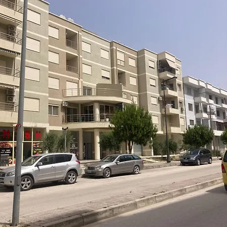Holiday Apartments Orikumi